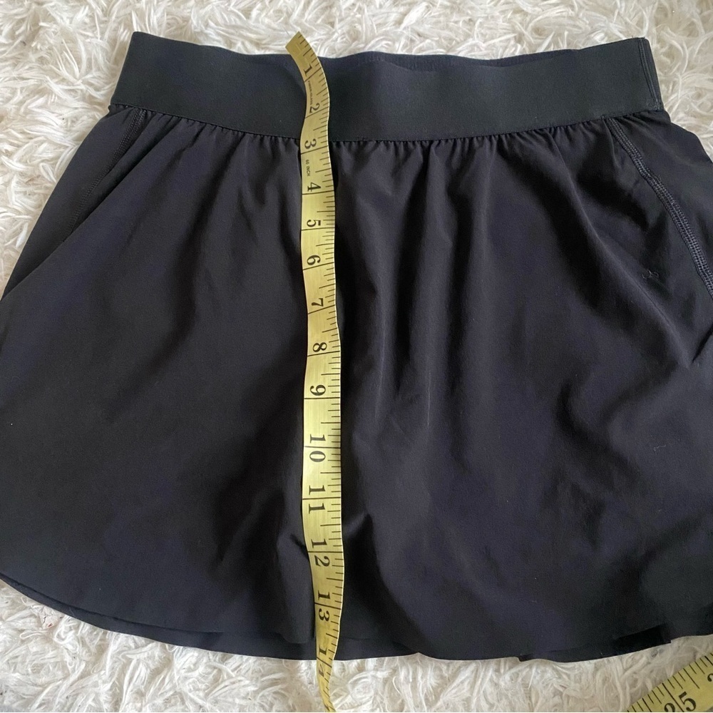 Aritzia Golden MoveTech™ Rally Skirt - Picture 8 of 9